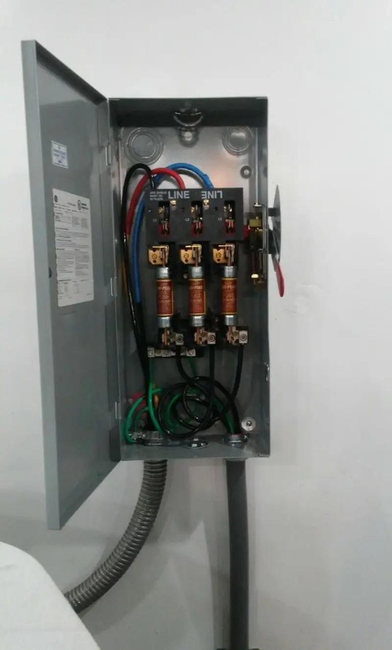 Three-phase disconnect switch installed for Electrical Wiring & Rewiring in Wilmette